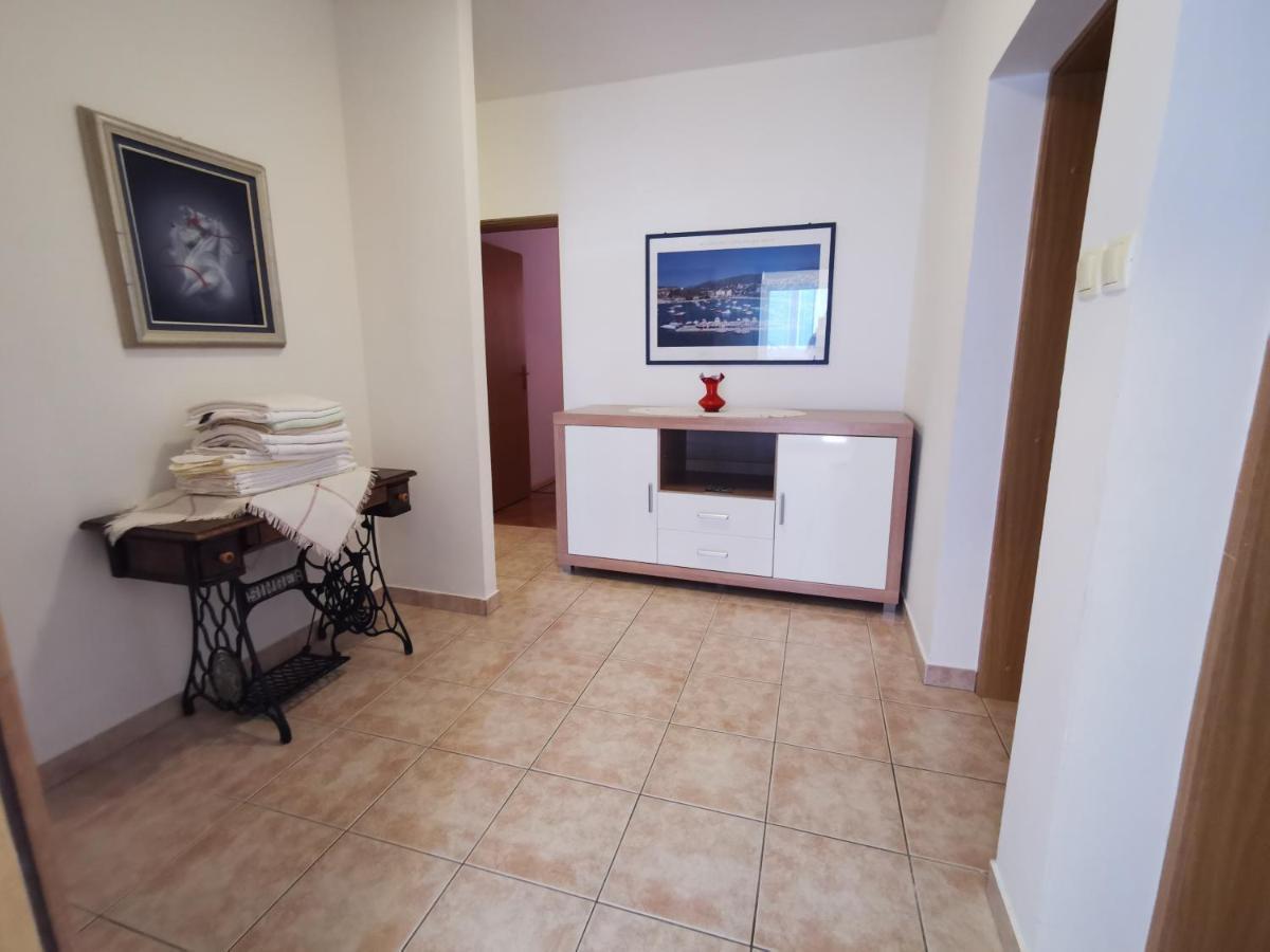 Villa Clara Apartments Kvarner โนวีวีโนดอลสกี ภายนอก รูปภาพ
