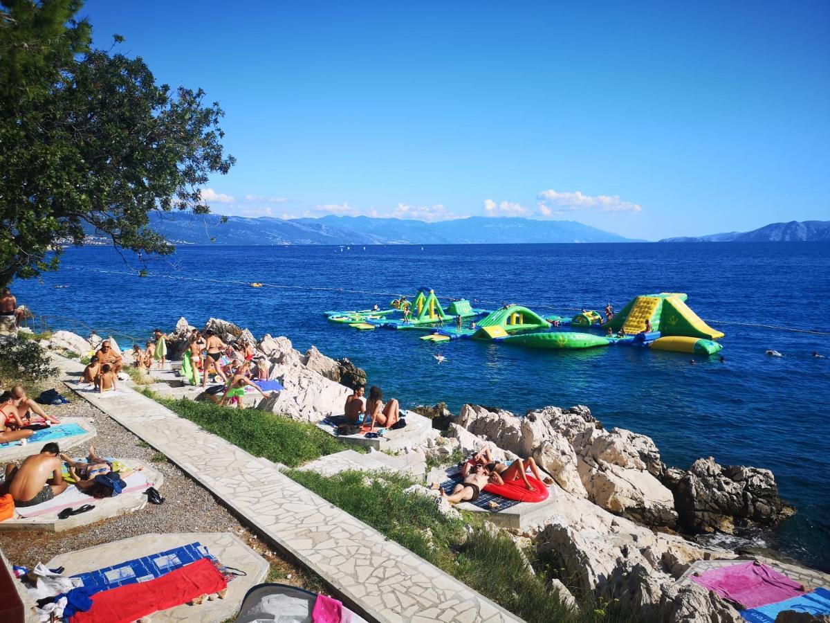 Villa Clara Apartments Kvarner โนวีวีโนดอลสกี ภายนอก รูปภาพ